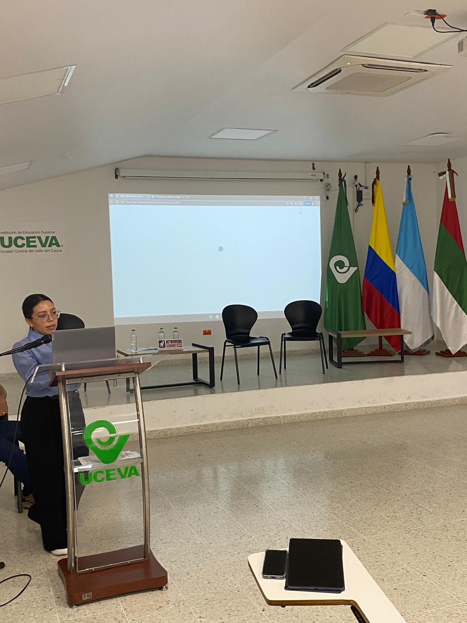 Taller UCEVA #NetworkingSummit